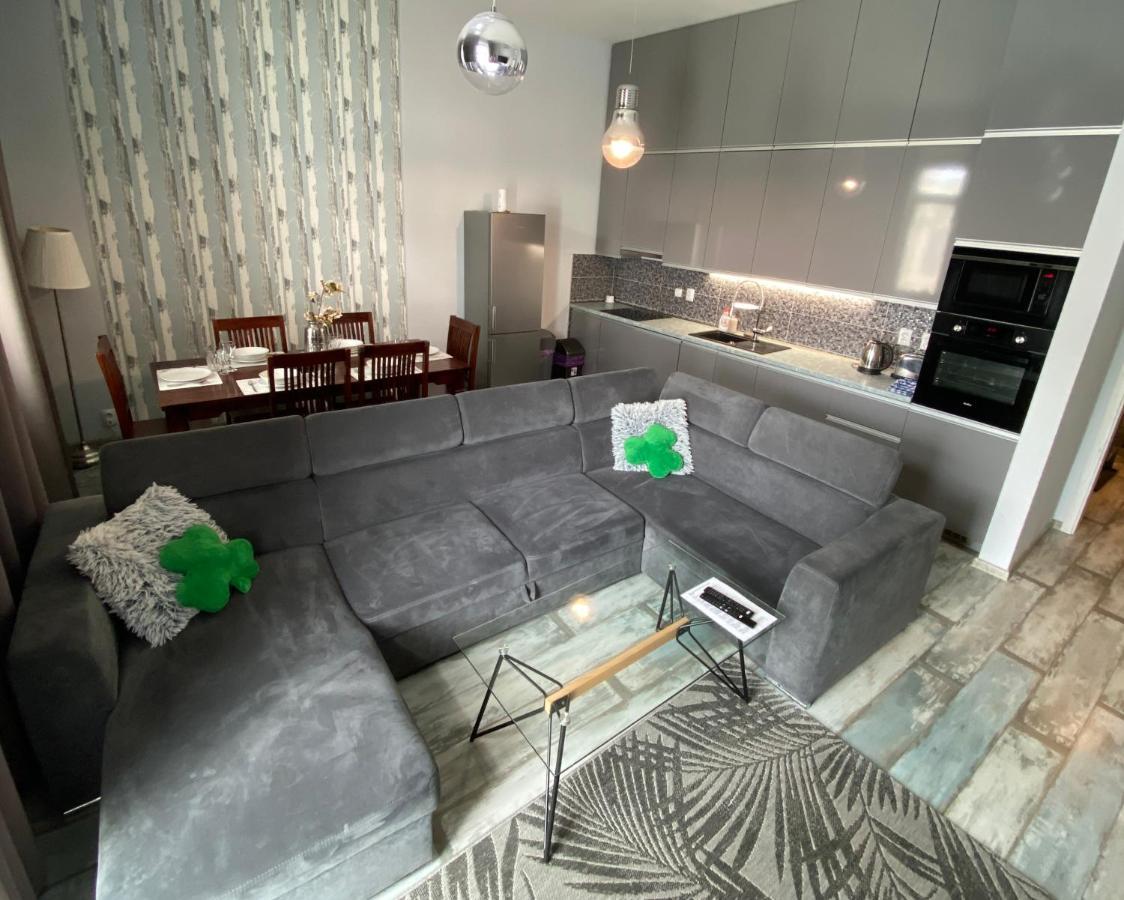 Royal City Centre Apartment Poprad Exteriör bild