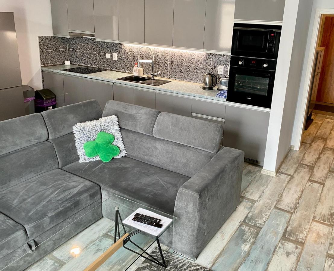 Royal City Centre Apartment Poprad Exteriör bild