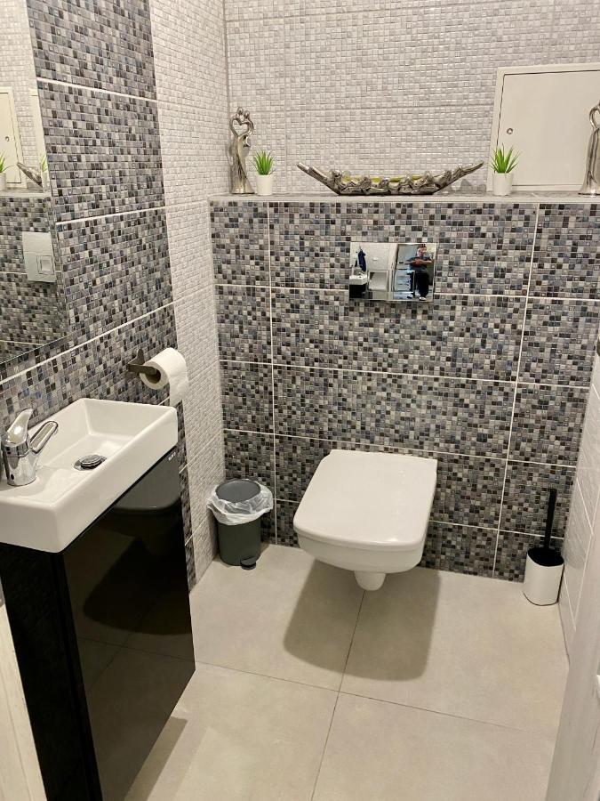 Royal City Centre Apartment Poprad Exteriör bild