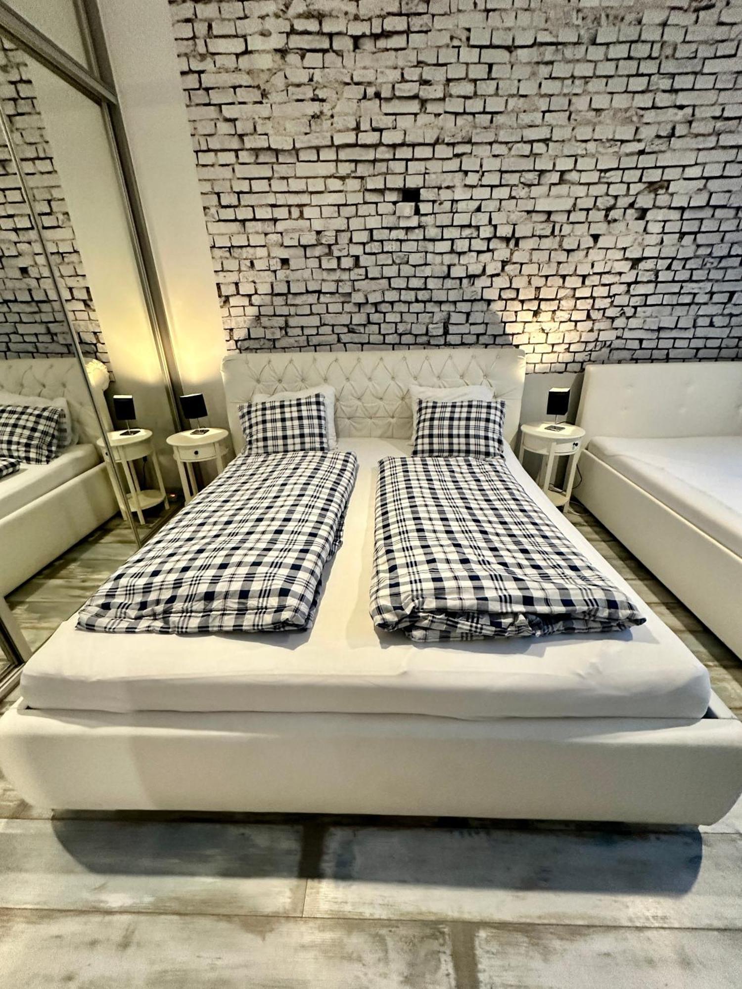 Royal City Centre Apartment Poprad Exteriör bild