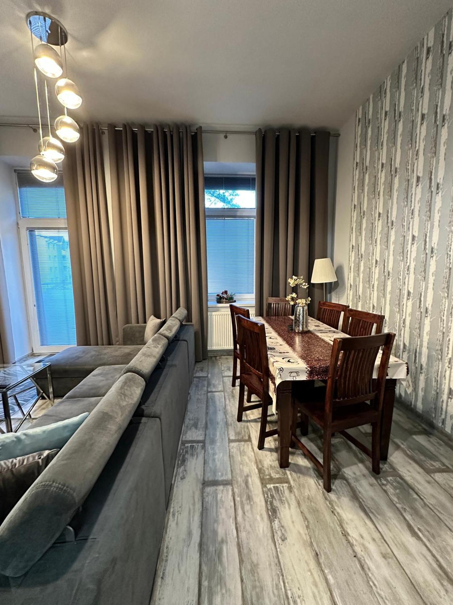 Royal City Centre Apartment Poprad Exteriör bild