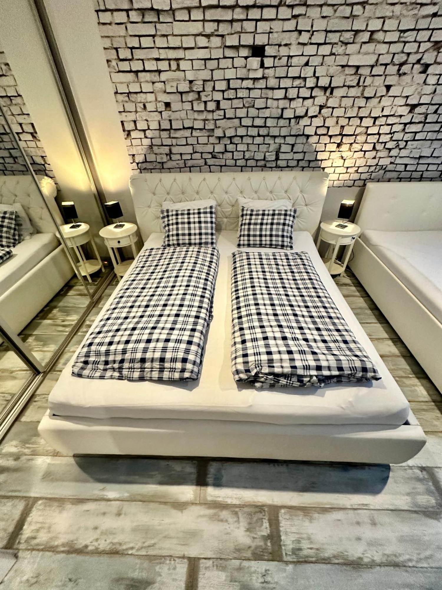 Royal City Centre Apartment Poprad Exteriör bild