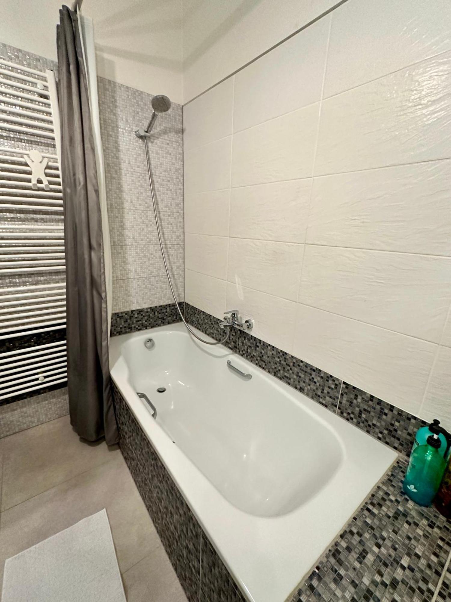 Royal City Centre Apartment Poprad Exteriör bild